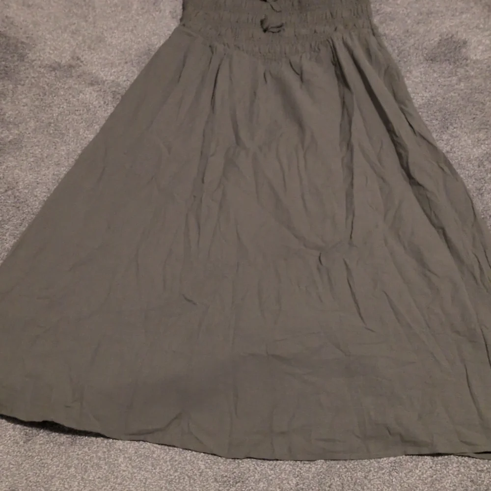 NWT American Eagle Bella Bow Dress Olive Green Size Medium - Picture 5 of 6